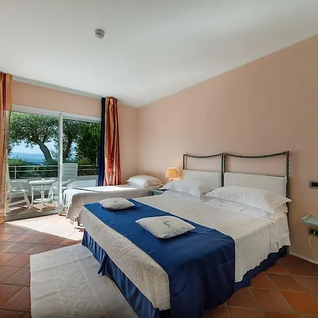 Luna Lughente 4* Όλμπια