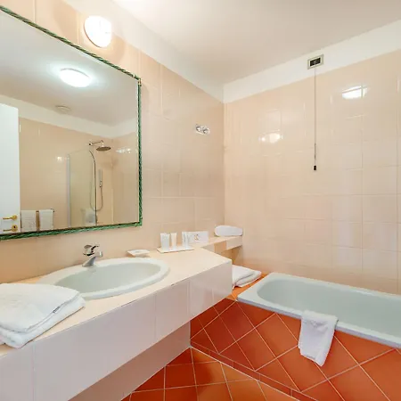 Luna Lughente ホテル オルビア