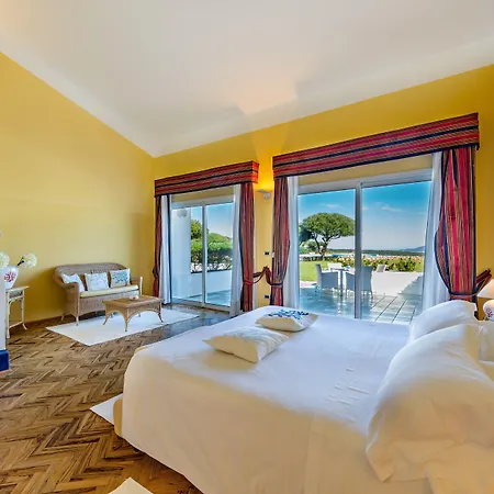 Luna Lughente ホテル 4*