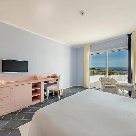 Luna Lughente 4* オルビア